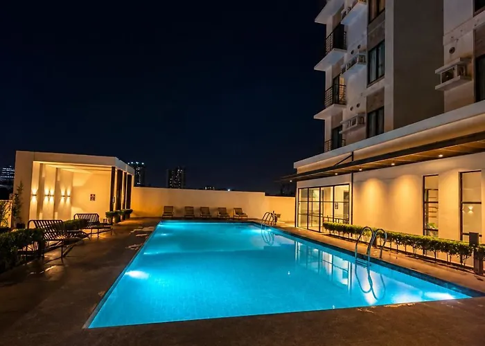 Peaceful Studio At The Median - Very Near In It Park & Waterfront Apartahotel 4*